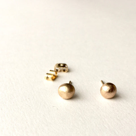 9 ct gold ball earrings