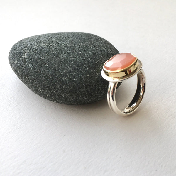 Faceted Pink Moonstone Platform Ring