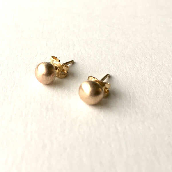9 ct Gold Ball Stud Earrings