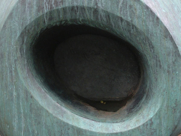 Oval interior of Henry Moore's sculpture, photo by Michele Wyckoff Smith
