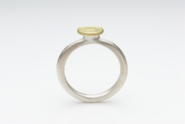 18 ct gold and silver Shen ring.