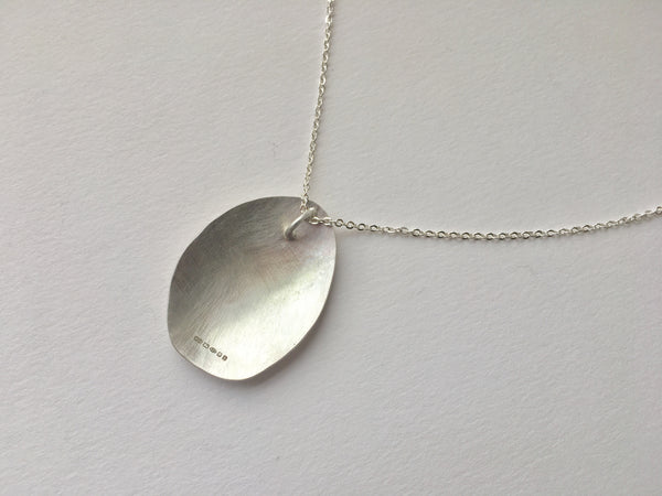 Convex Ovum Hammered Oval Pendant