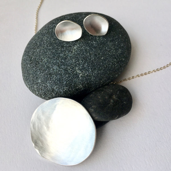 Medium Concave Oval Post Earrings