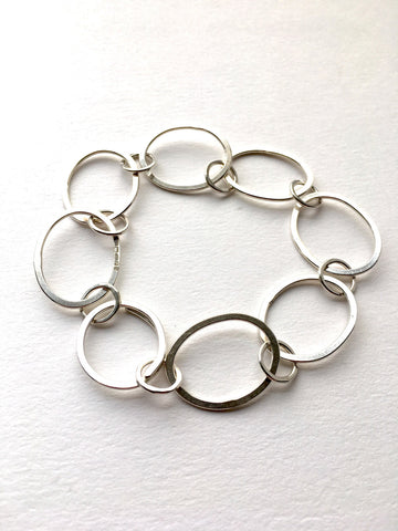 Open oval chain Tori bracelet also used as extension in modular jewelry collection.
