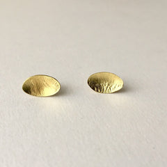 Simple Oval 18 ct Gold Post Earrings