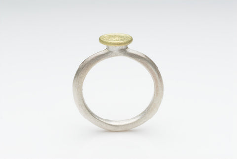 18 ct gold and silver Shen ring.