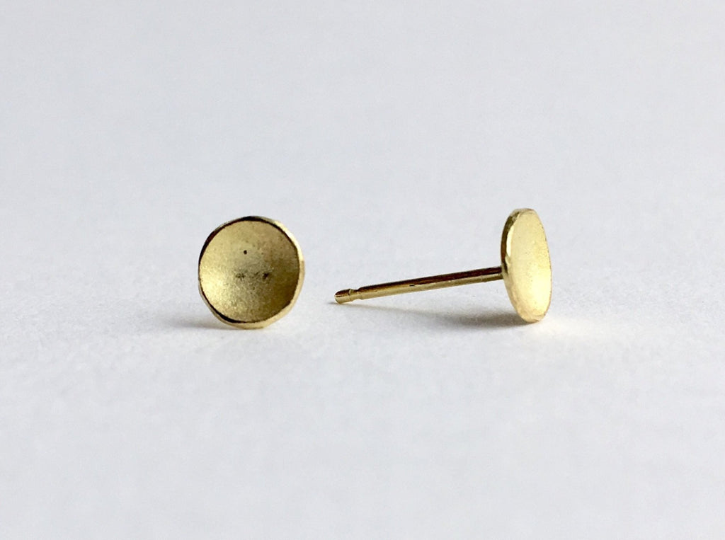 6 mm domed 18 ct textured gold stud earrings by Michele Wyckoff Smith
