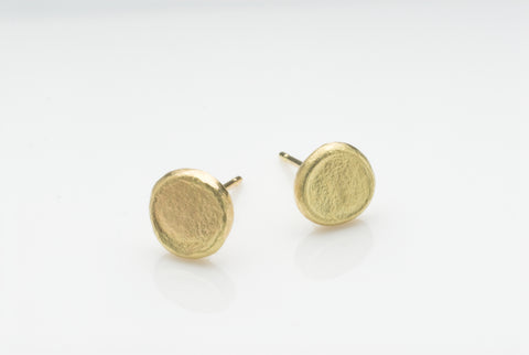 18 ct Gold Stud Shen Earrings